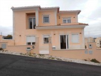Moradia Geminada T4 com garagem em Loures - 195.000 € - Lx201404